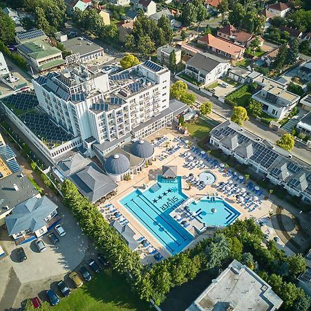 Hotel Silver Hajduszoboszlo Exterior foto